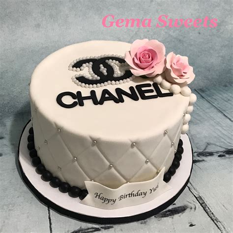 chanel inspired cakes|chanel birthday cake.